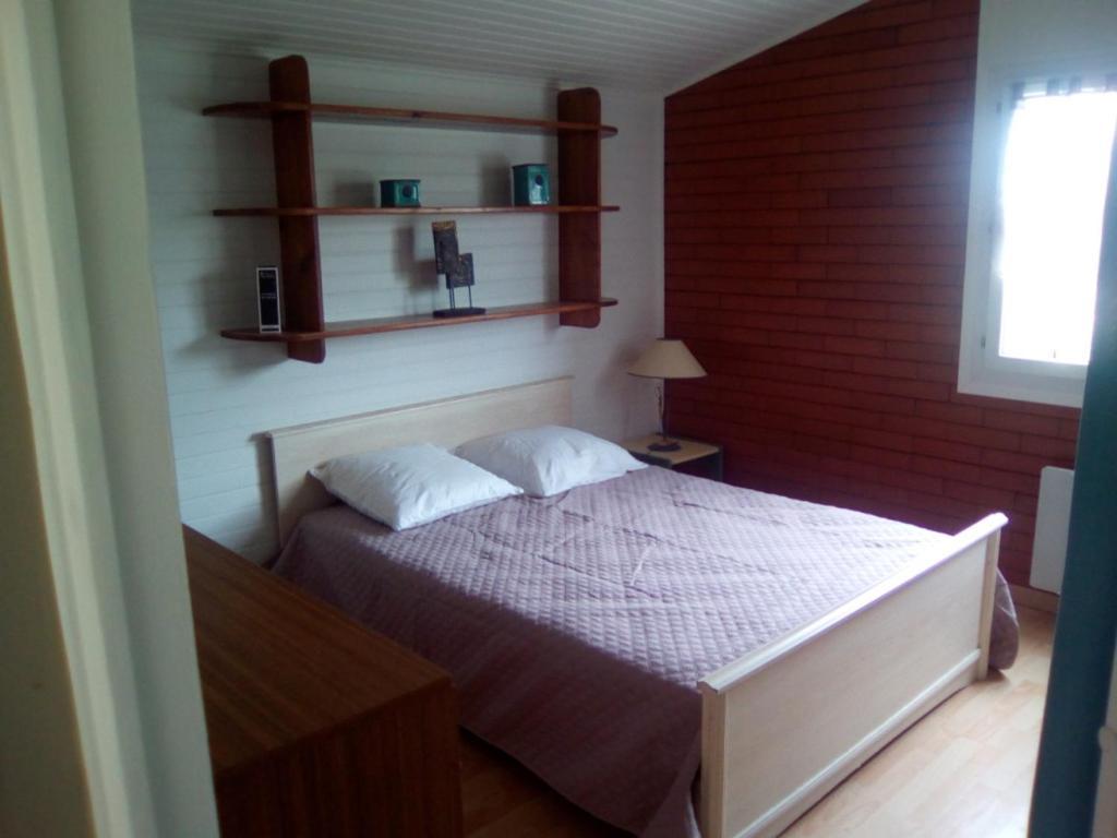 Gite T2 Avec Grande Piscine Apartment Villeneuve-la-Comptal Bagian luar foto